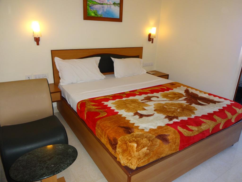 Hotel Nahar Manchester Inn Coimbatore Bagian luar foto