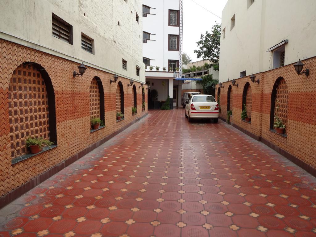 Hotel Nahar Manchester Inn Coimbatore Bagian luar foto