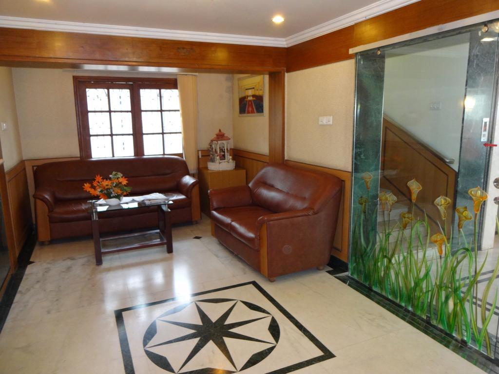 Hotel Nahar Manchester Inn Coimbatore Bagian luar foto