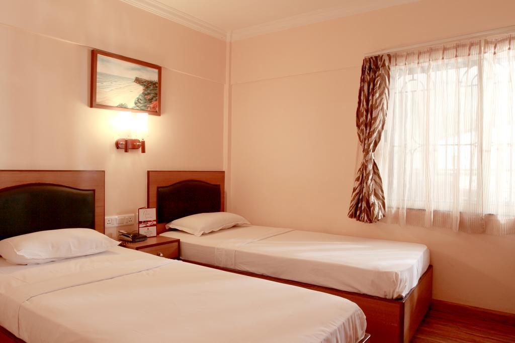 Hotel Nahar Manchester Inn Coimbatore Bagian luar foto